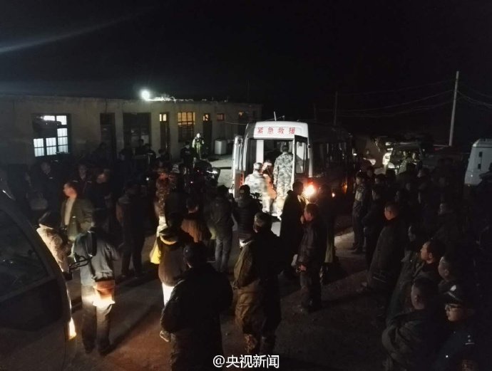 宁夏煤矿爆炸19人遇难百人连夜救援zlyh3fksybi.jpg