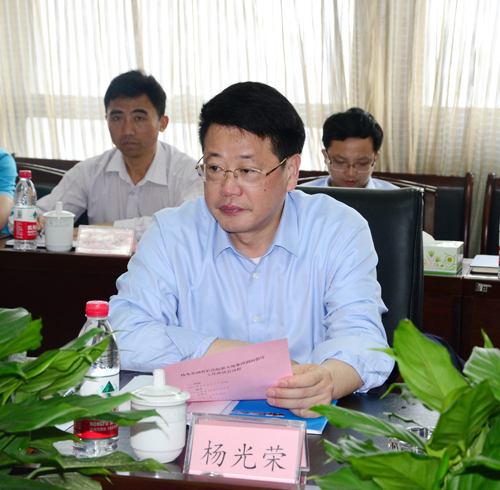 杨光荣副省长强调：新天地集团要做行业和全省安全生产标杆企e0rgii112iq.jpg